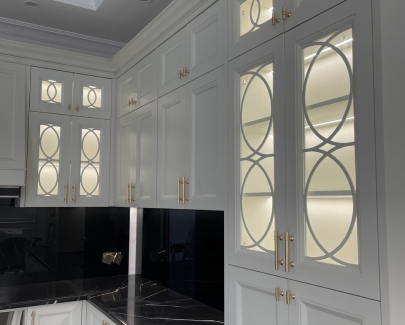 Tủ bếp tân cổ điển – Không gian bếp sang trọng và tinh tế