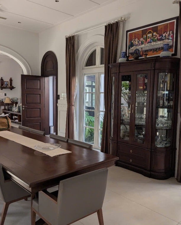 TỦ TRƯNG BÀY GRAND LUXE